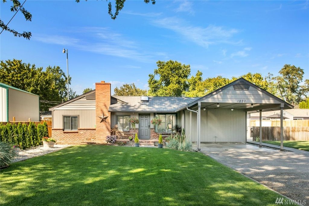 1821 Loubeck St, Walla Walla, WA 99362