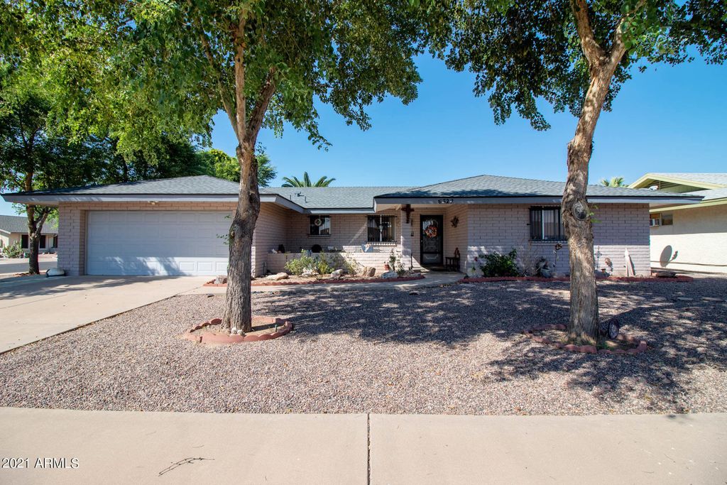 6522 E Barstow St, Mesa, AZ 85205