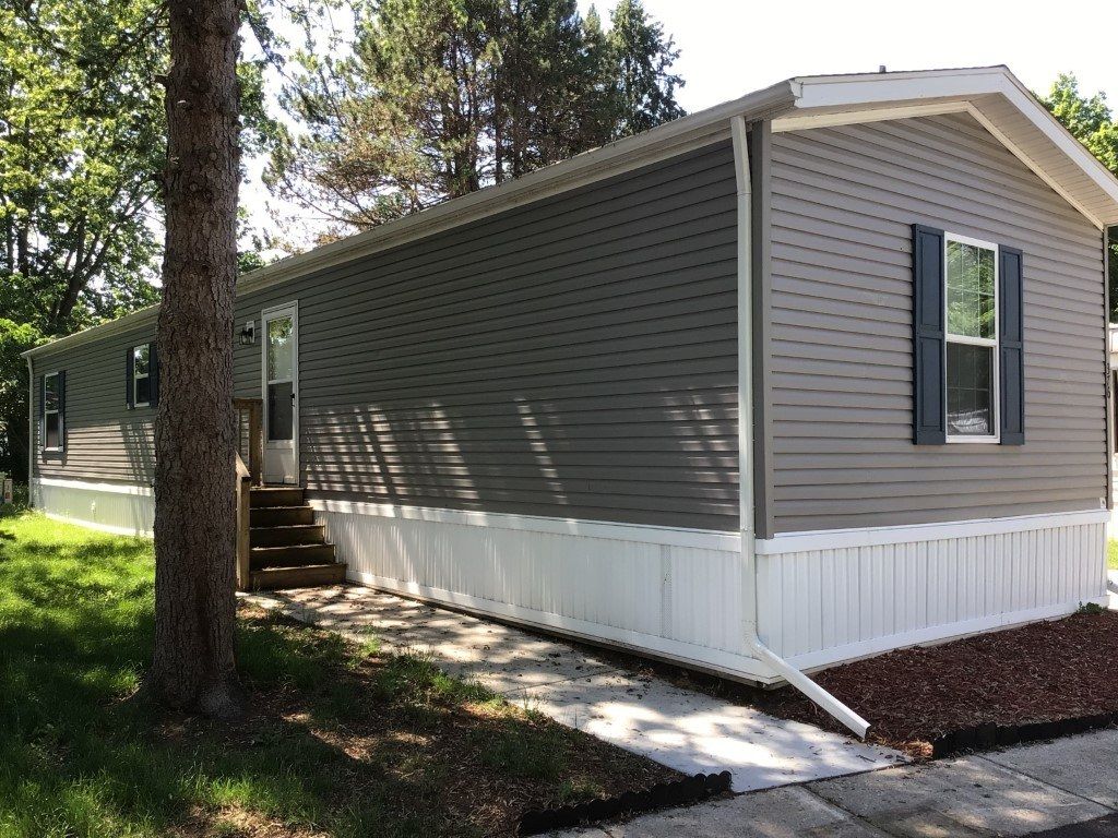 7717 Angola Rd #376, Holland, OH 43528