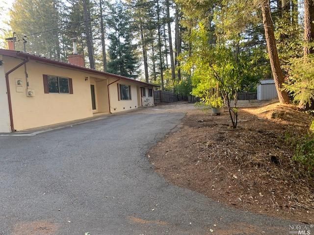 140 Cold Springs Rd, Angwin, CA 94508
