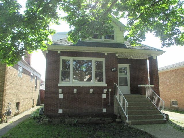 Unique Apartments On 59Th Ave And Thomas with Simple Decor