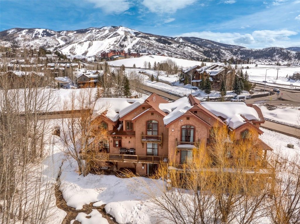 2035 Steamboat Blvd, Steamboat Springs, CO 80487