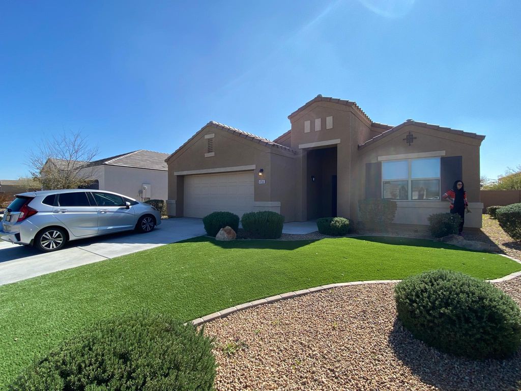 4755 E Ammolite Ln, San Tan Valley, AZ 85143