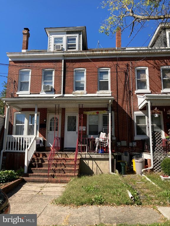 1017 Ohio Ave, Trenton, NJ 08638