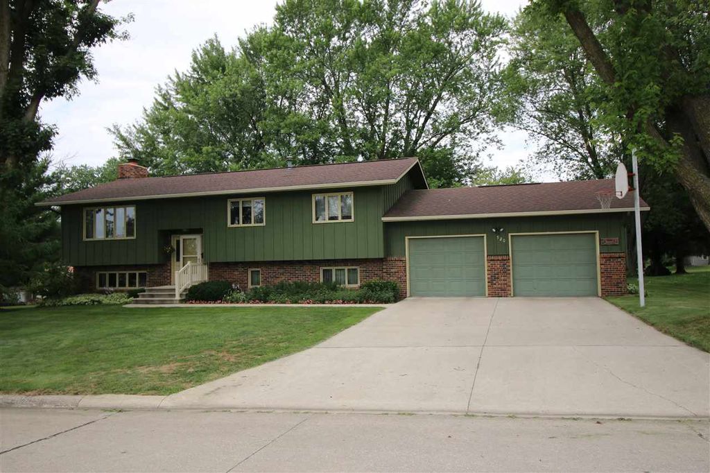 520 8th Ave NE, Oelwein, IA 50662 Trulia