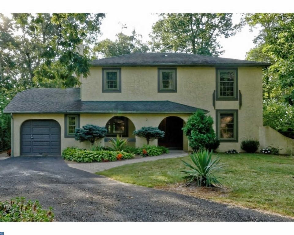 2 Virginia Rd, Glassboro, NJ 08028
