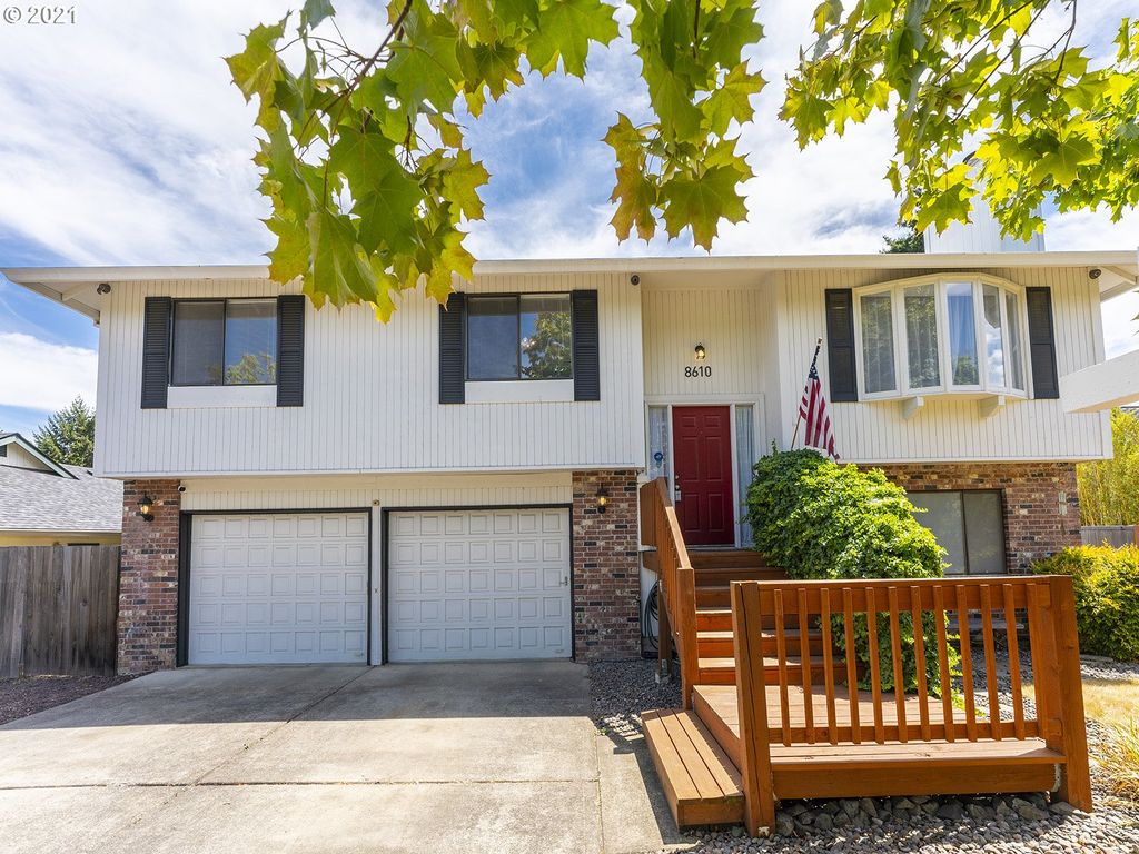 8610 SW Indian Hill Ln, Beaverton, OR 97008