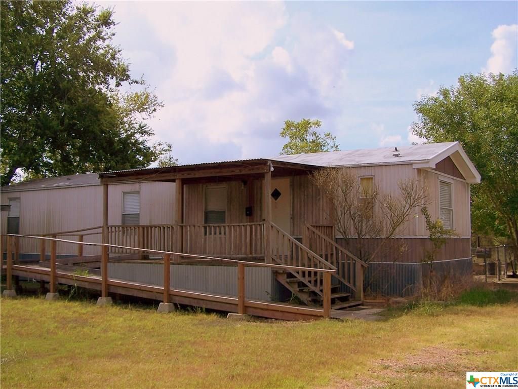 515 E Alexander St C, Cuero, TX 77954 Trulia