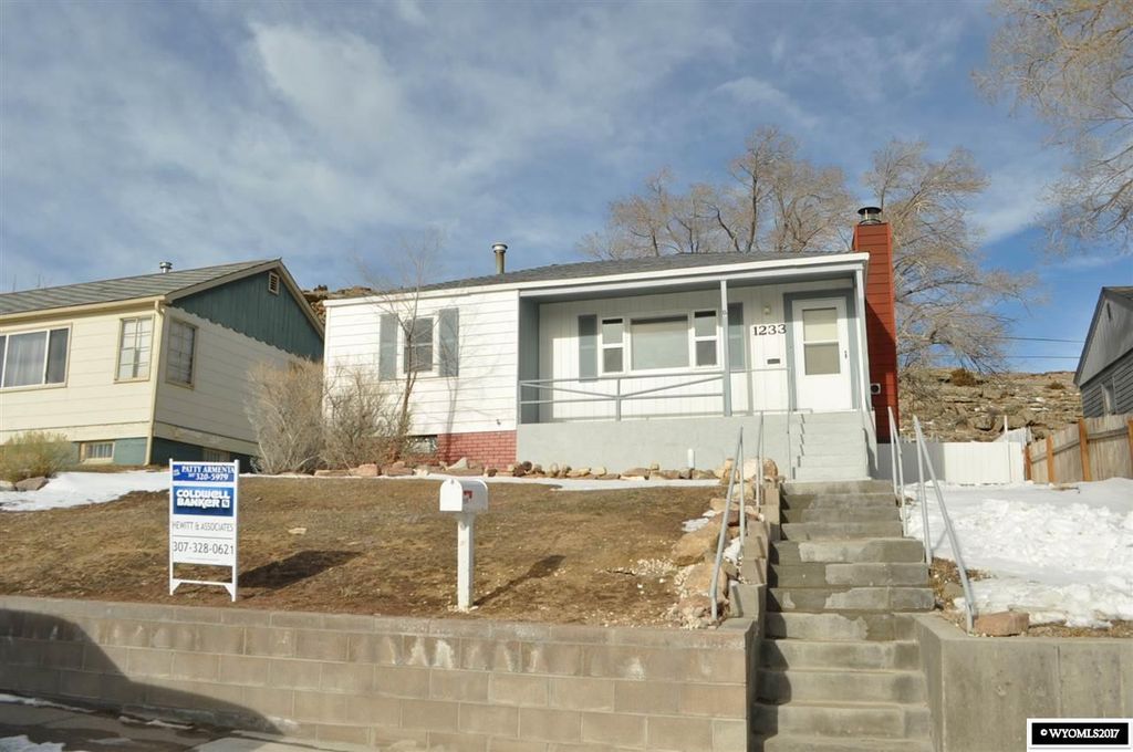 1233 High St, Rawlins, WY 82301 Trulia