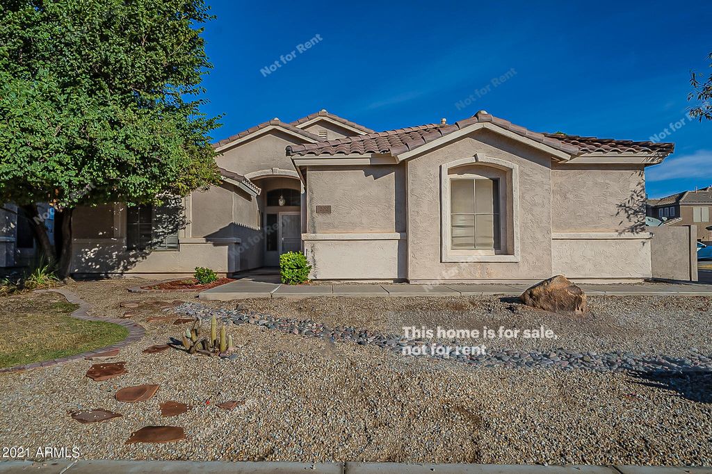 202 W Raven Dr, Chandler, AZ 85286