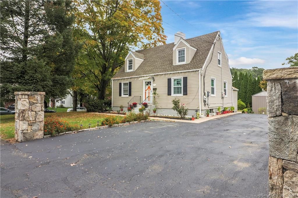 93 Haig Ave, Stamford, CT 06905