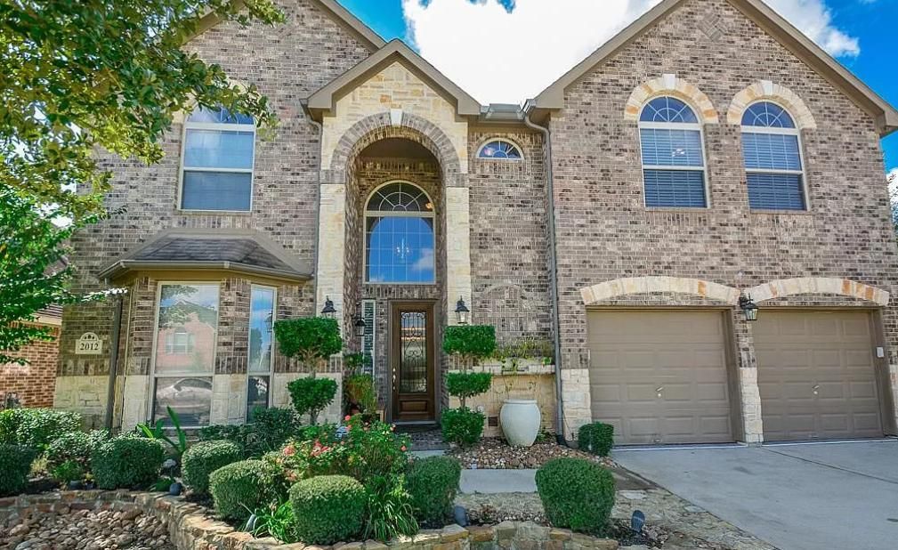 2012 Golden Creek Ln, Richmond, TX 77469