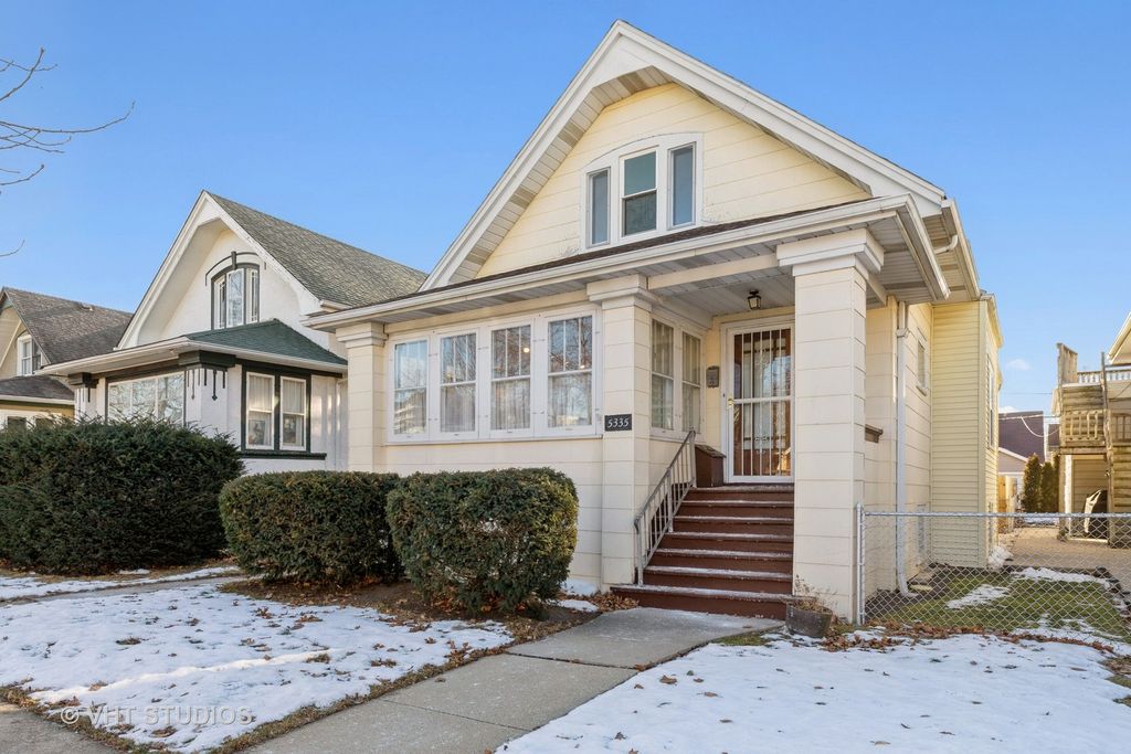 5335 W Warner Ave, Chicago, IL 60641