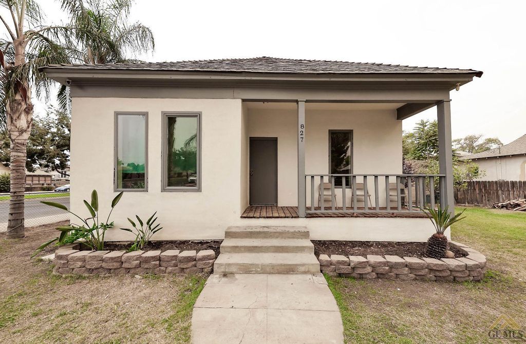 827 Oregon St, Bakersfield, CA 93305