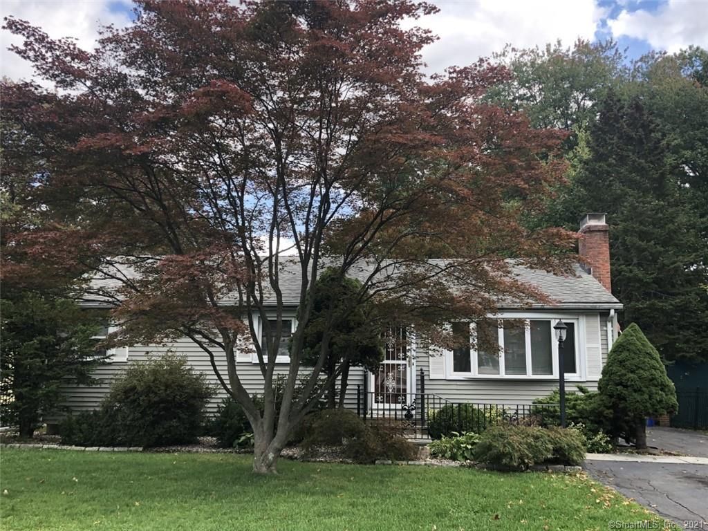 104 Brussels Ave, Wethersfield, CT 06109