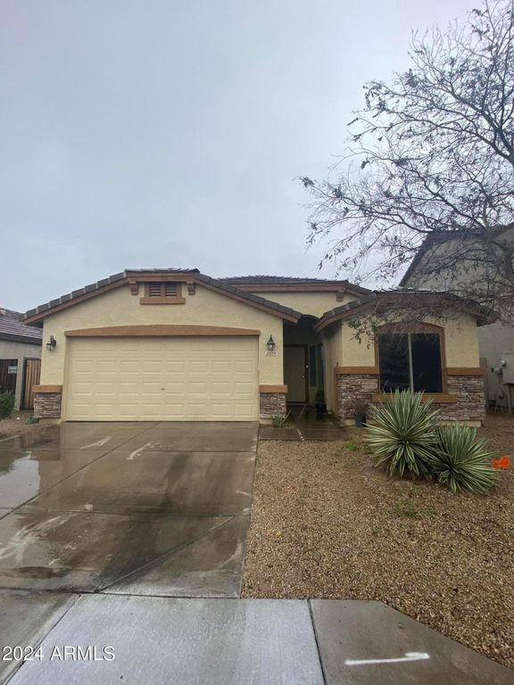 2209 S  84th Ave, Tolleson, AZ 85353
