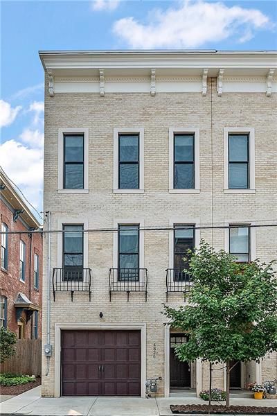 4826 Hatfield St, Pittsburgh, PA 15201