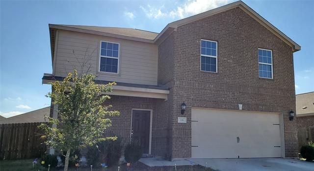 126 Houston Pl, Ennis, TX 76084