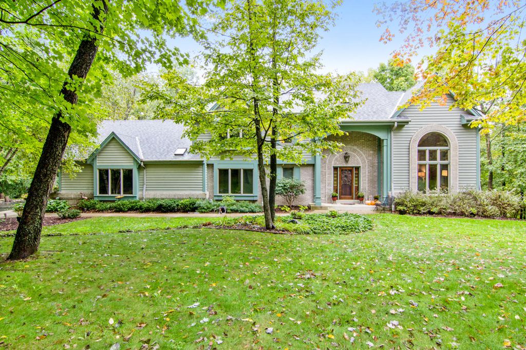 1296 Sonseeahray Ct, Hubertus, WI 3 Bed, 3 Bath SingleFamily Home Trulia