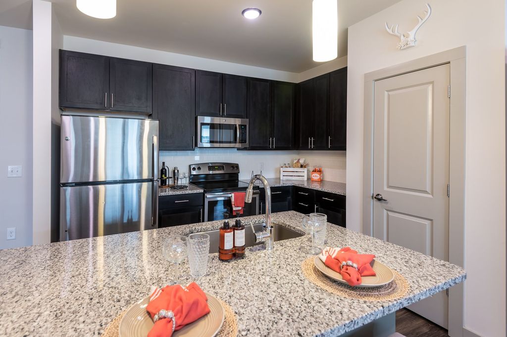 6010 Attleboro Dr, Raleigh, NC 27606