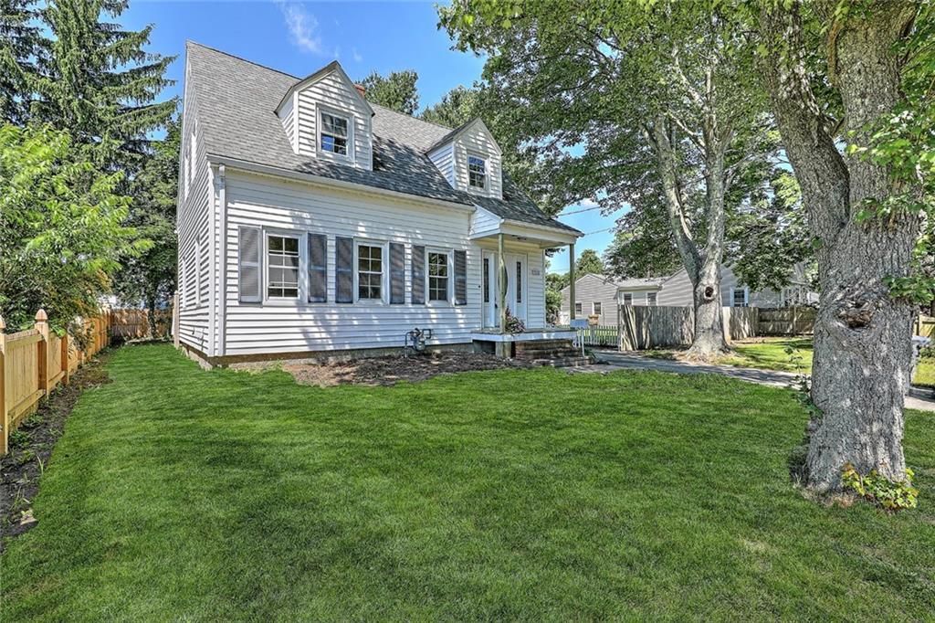 245 Becker Ave, Riverside, RI 02915 SingleFamily Home for Sale MLS