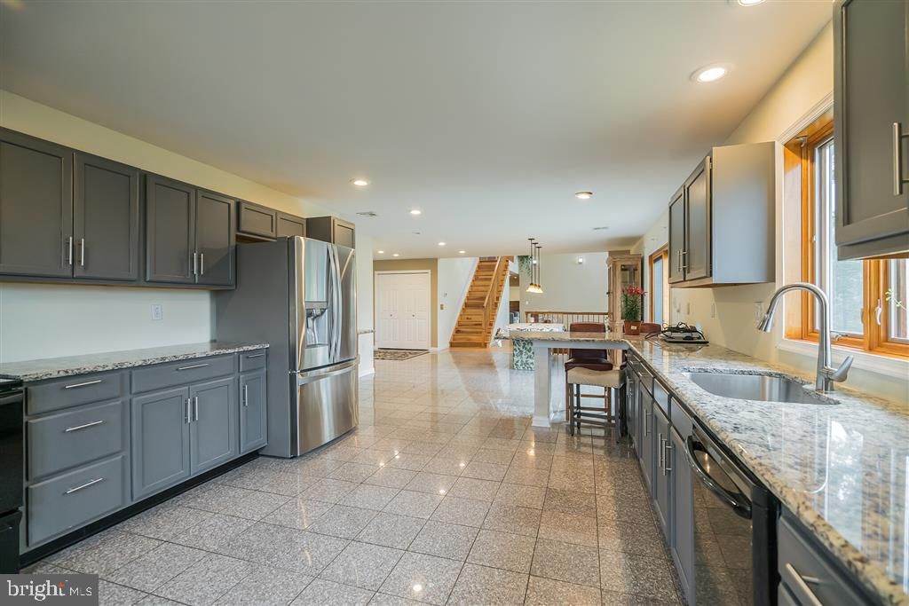homes for sale easton pa 18042