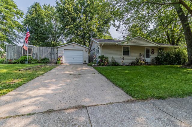 3310 Saratoga Dr, Champaign, IL 61821