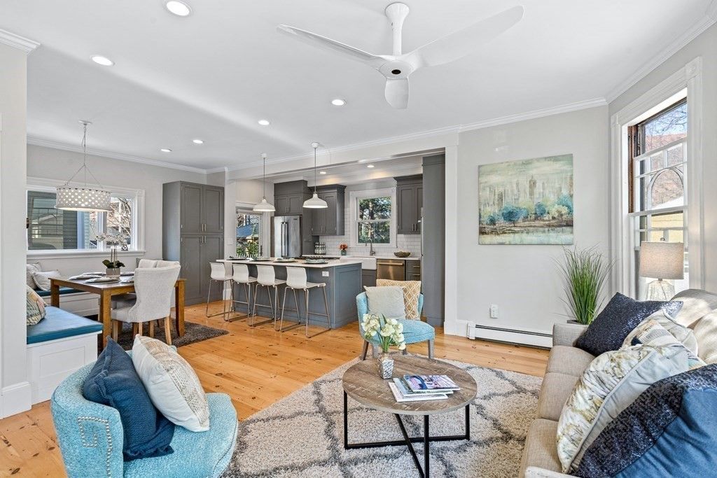7 Howes St, Dorchester, MA 02125