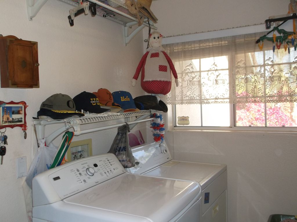 898 W Ross Rd, El Centro, CA 92243