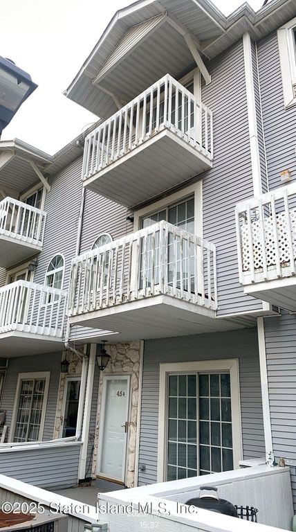 45A Country Dr E, Staten Island, NY 10314 MLS# 2506398 Trulia