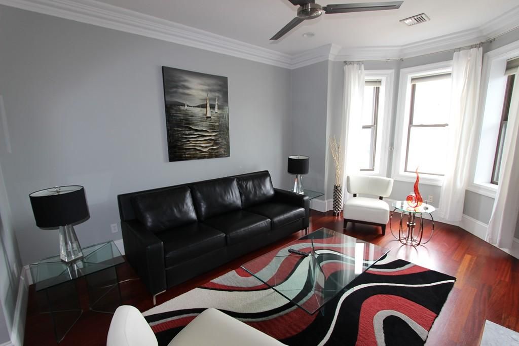 157 W 3rd St #3, South Boston, MA 02127