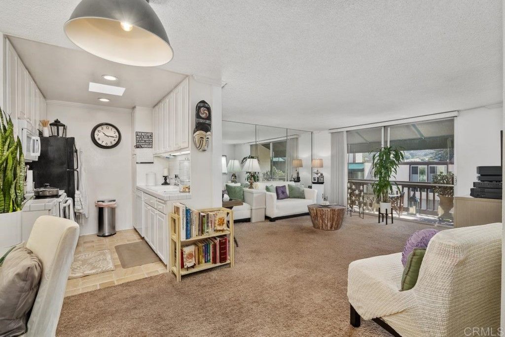 The Living Room Cafe La Jolla Matttroy