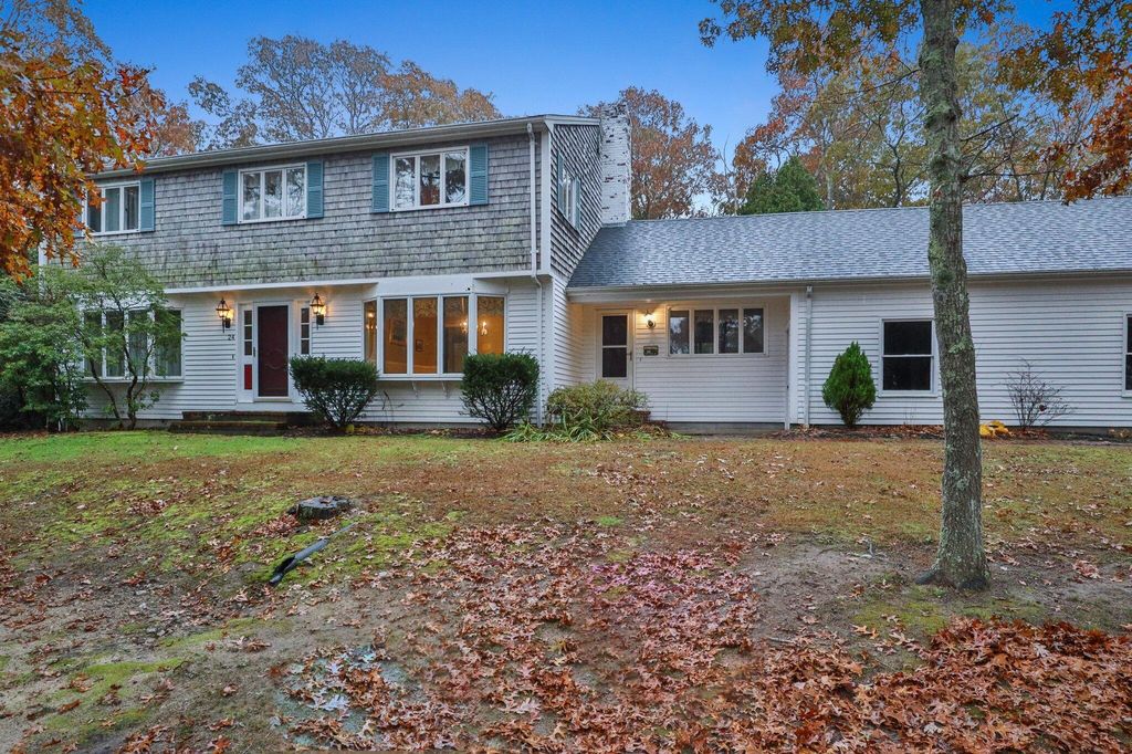 24 Surrey Lane, Sandwich, MA 02563 See Estimated Value