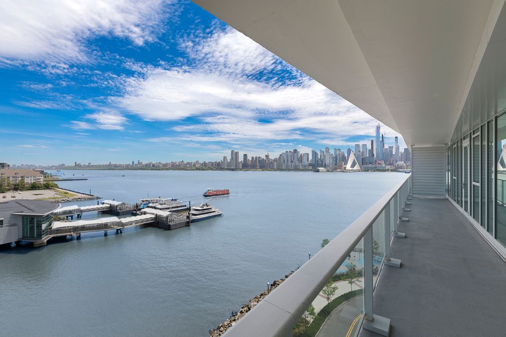 800 Ave At Port Imperial Blvd #804, Weehawken, NJ 07086