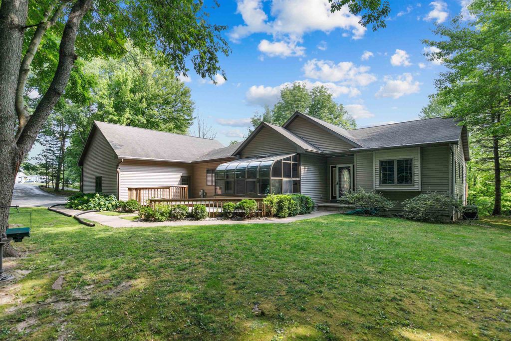 W7597 Highview Ct, Shiocton, WI 54170 MLS 50280160 Trulia