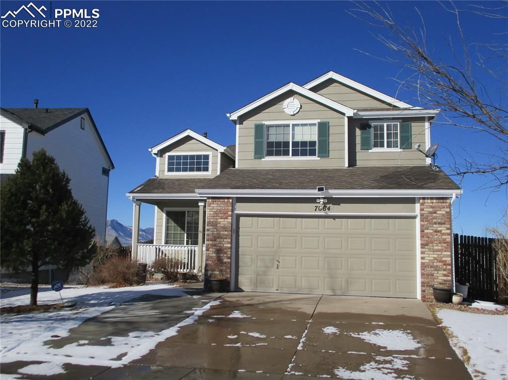 7064 Alcove Springs Dr, Colorado Springs, CO 80923