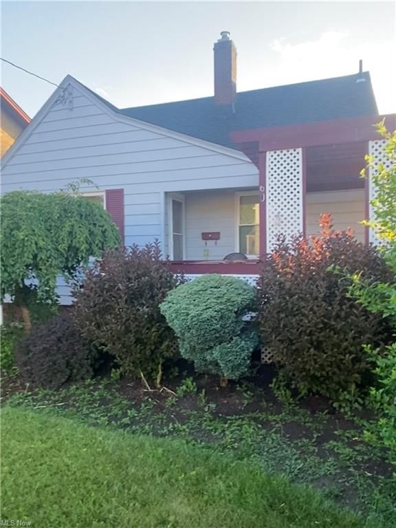 60 W Heights Ave, Youngstown, OH 44509