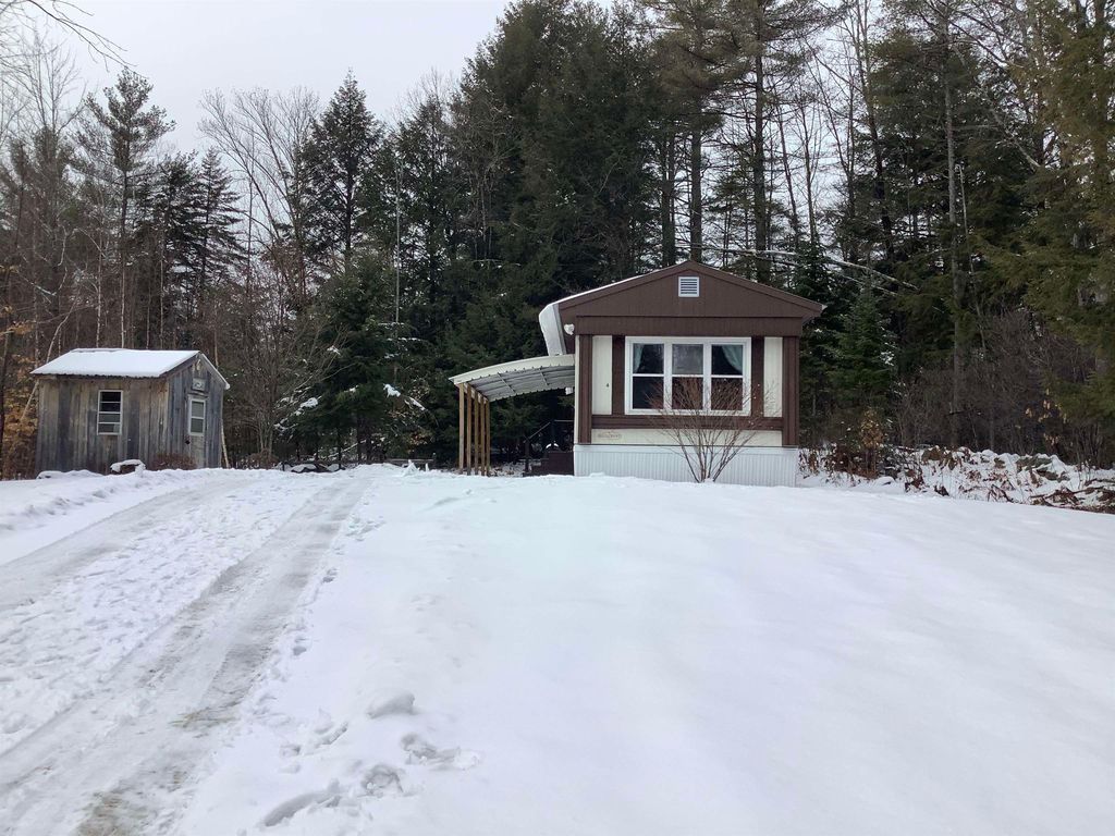 4 Iron Way, Newport, NH 03773