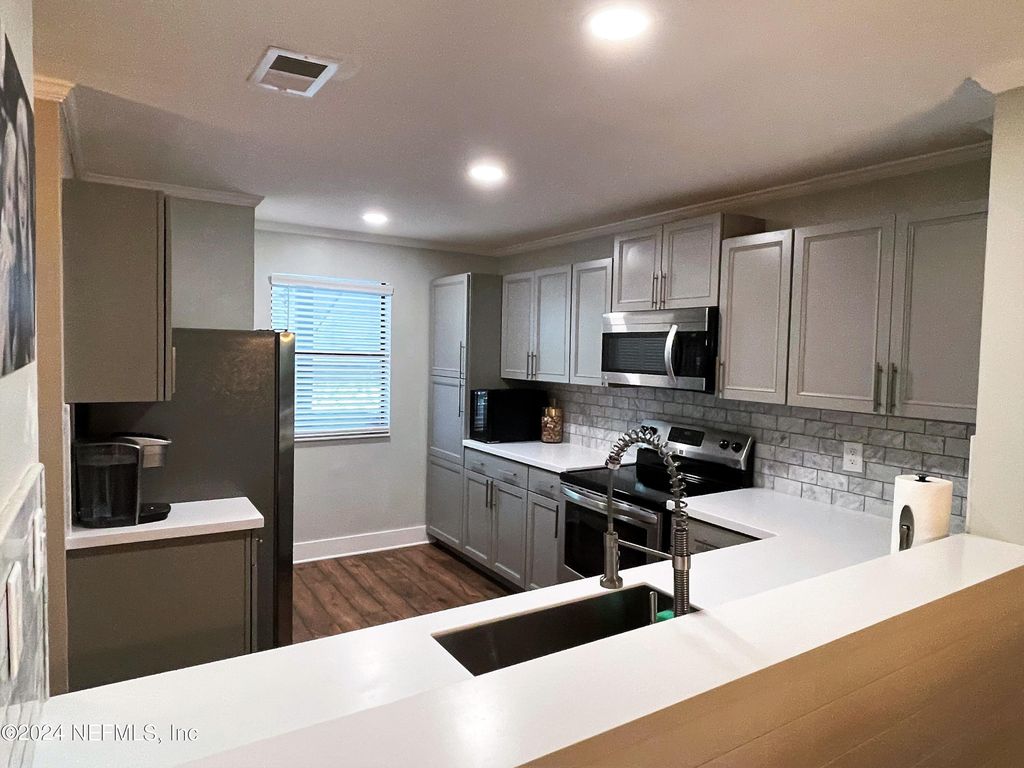 1604 ARCADIA Drive UNIT 315, Jacksonville, FL 32207 MLS 2018545 Trulia