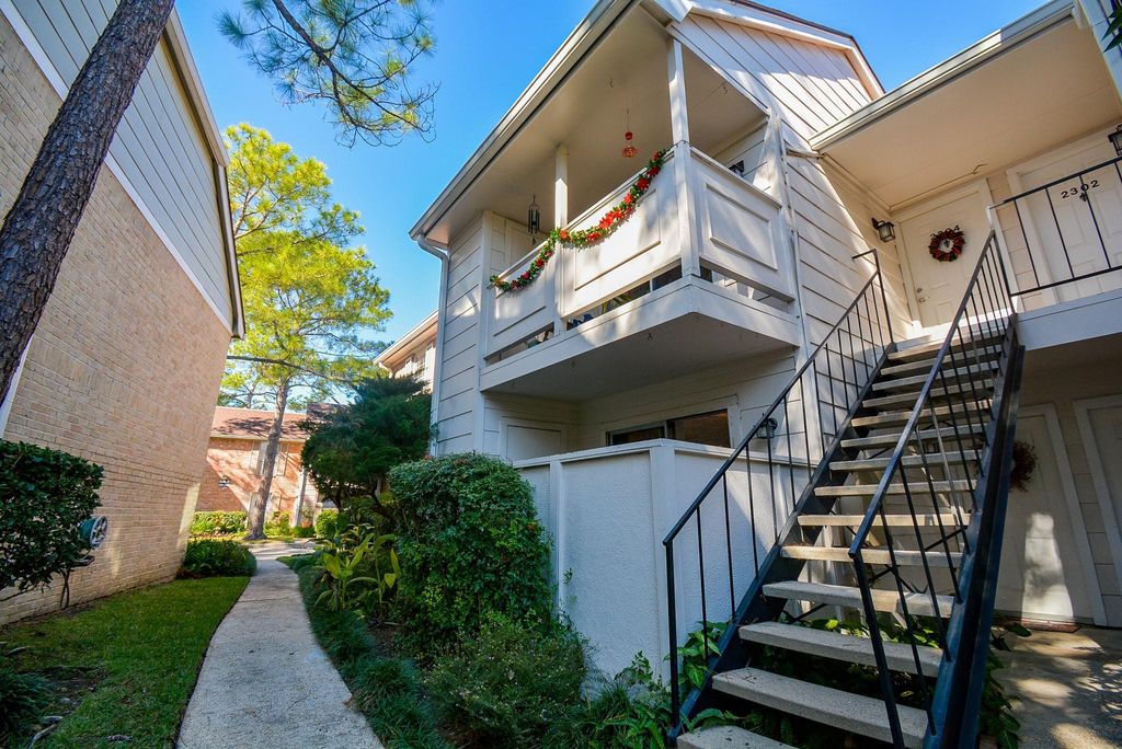 2800 Jeanetta St #2303, Houston, TX 77063