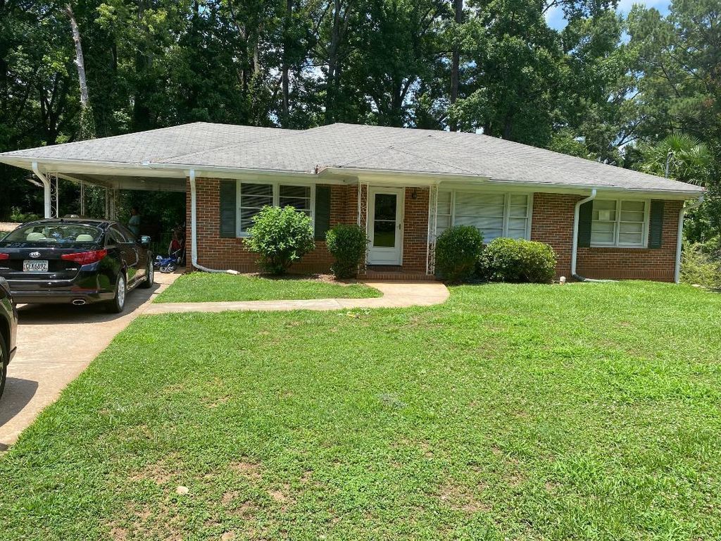 709 Forrest Ave, Griffin, GA 30224