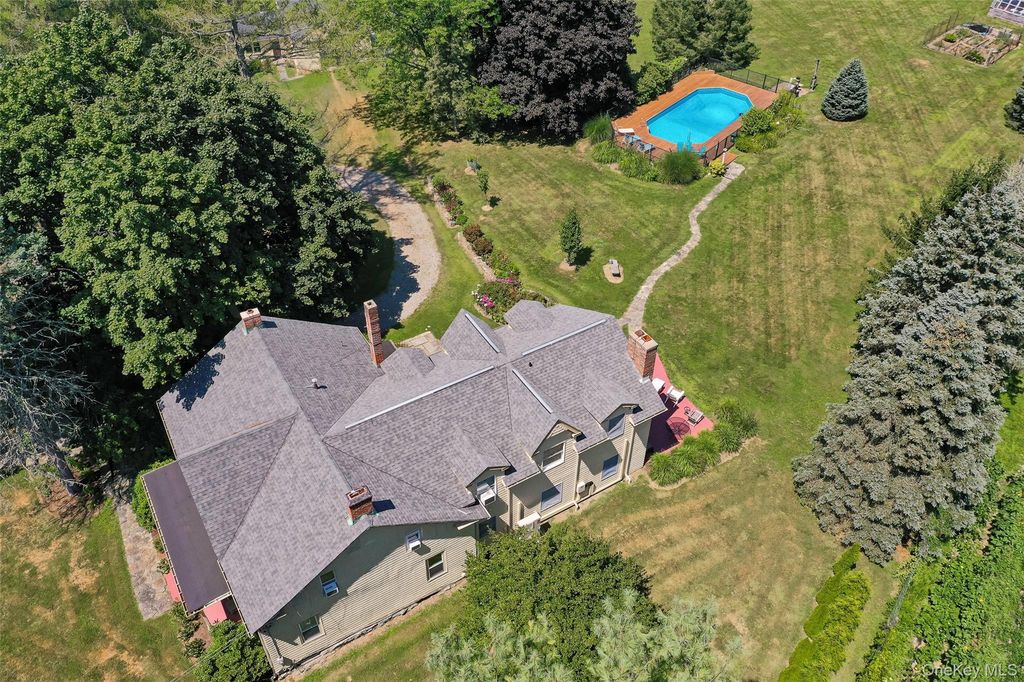 view 4th full size image of this home