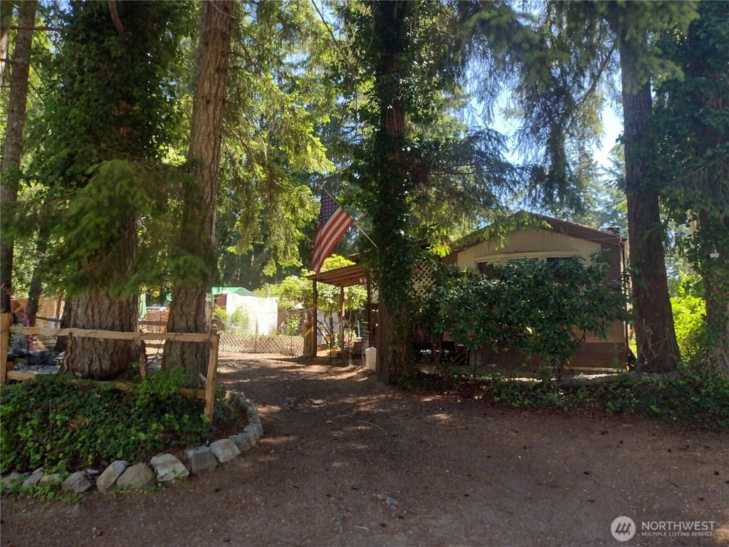 1110 E Timberlake Drive E, Shelton, WA 98584