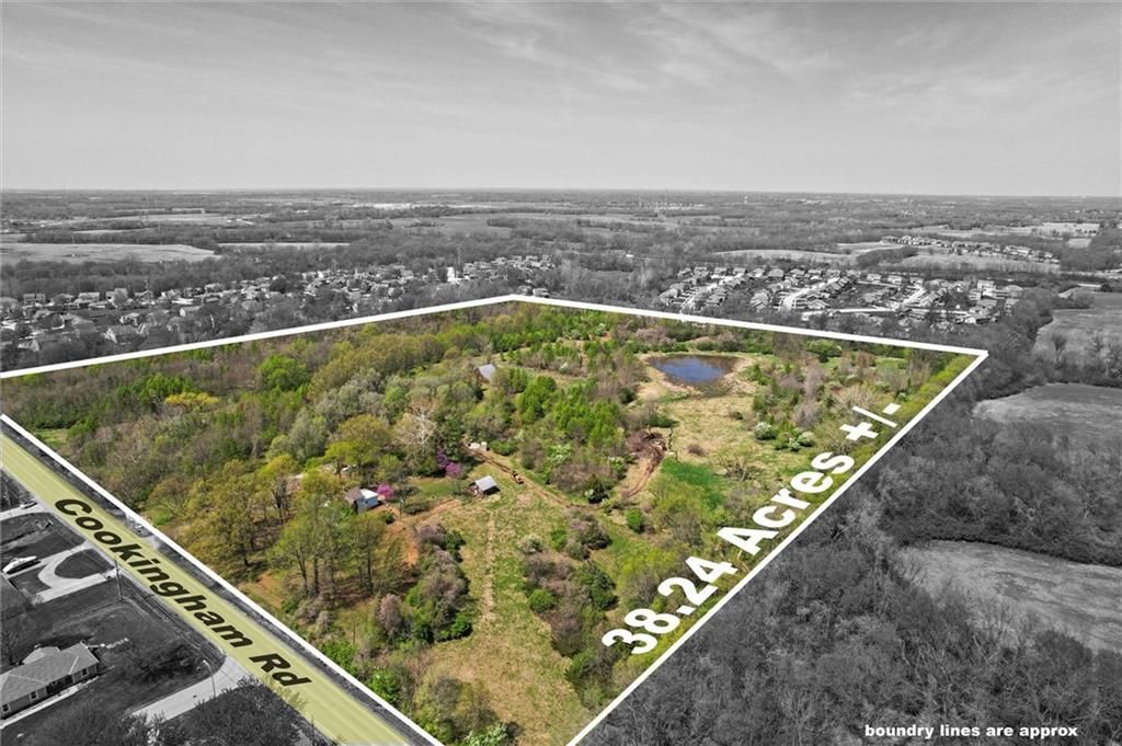 1300 NE Cookingham Dr, Kansas City, MO 64155 SingleFamily Home for