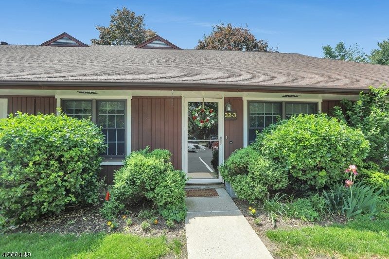 323 Tamaron Dr, Waldwick, NJ 07463 See Est. Value, Schools & More