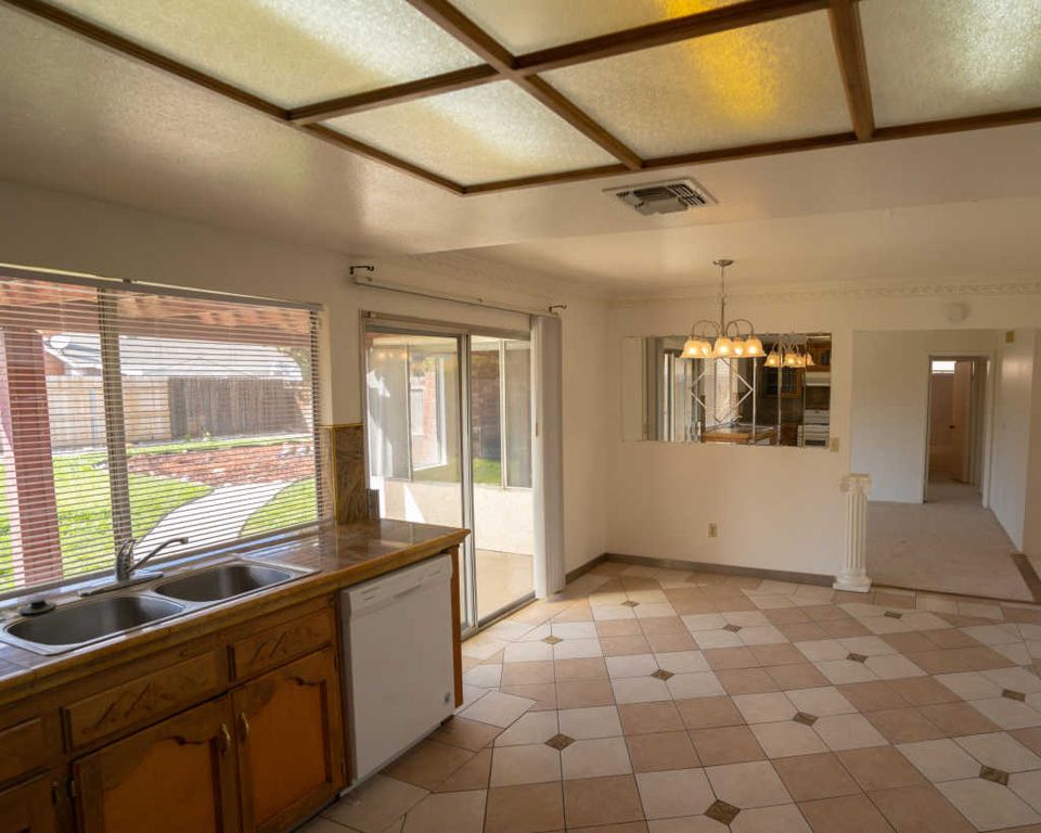 2817 S Giddings St, Visalia, CA 93277 Trulia