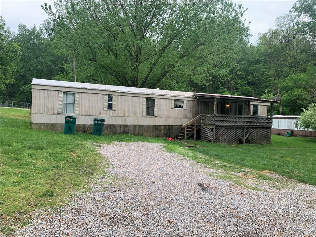 15 Blackfoot Ln, Nitro, WV 25143 MLS 246934 Trulia