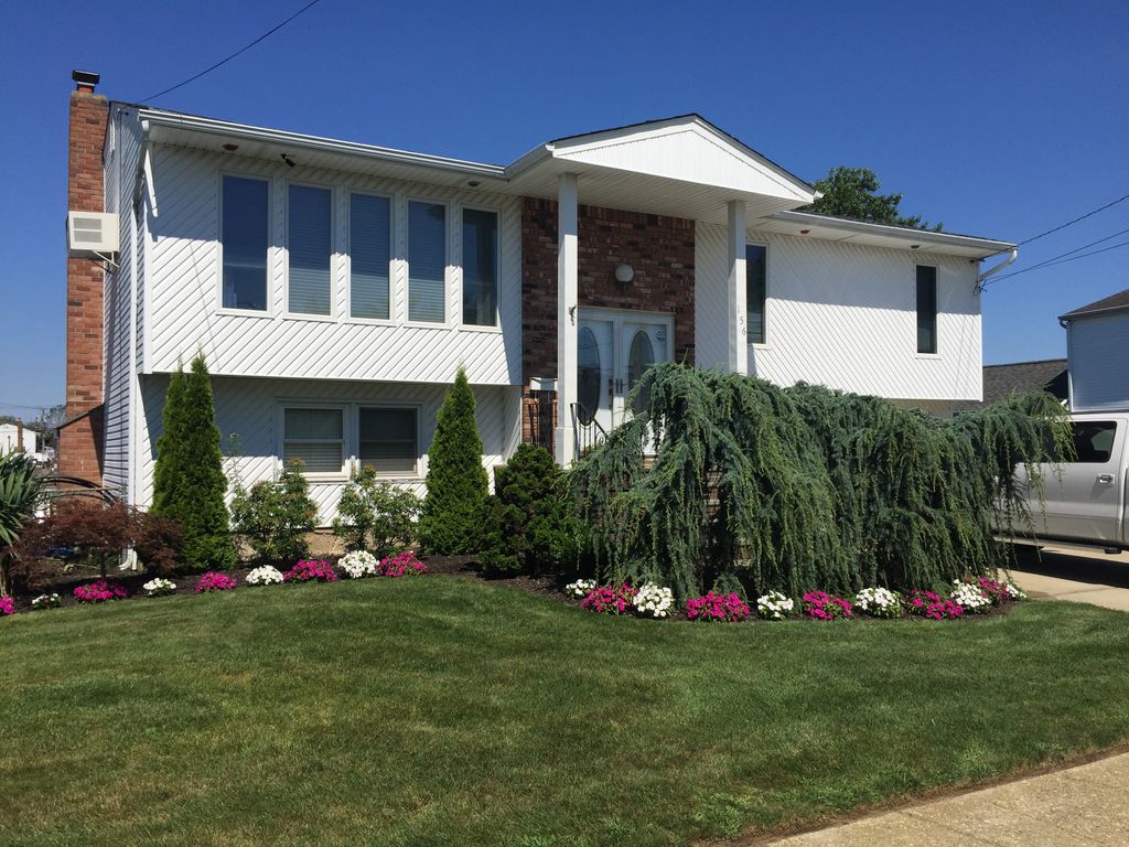 156 Division Ave, Massapequa, NY 11758 Trulia