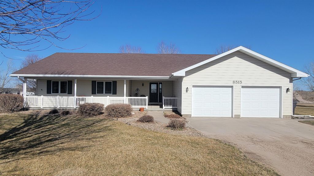 8515 Hackamore Dr, Kearney, NE 68845 Trulia