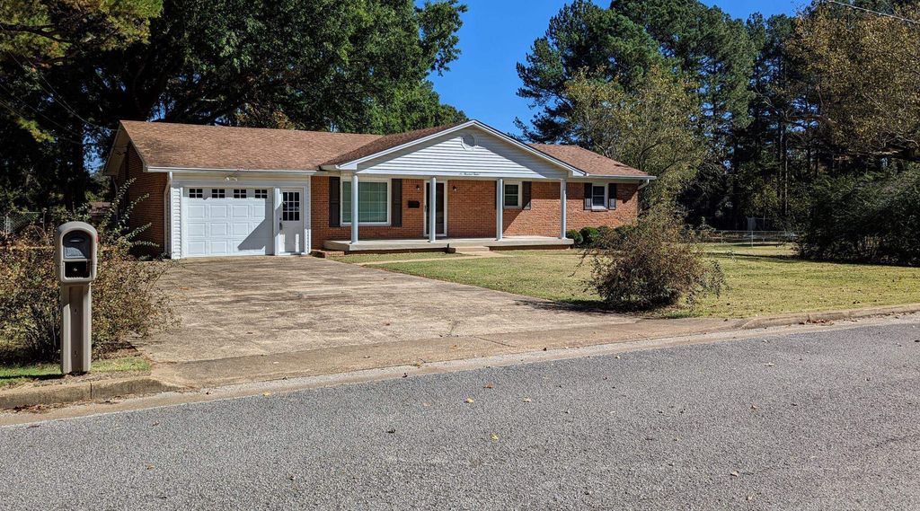 612 Galbraith Ave, Henderson, TN 38340 Trulia